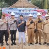 Kapolres Babar Hadiri Peletakkan Batu Pertama Bedah Rumah