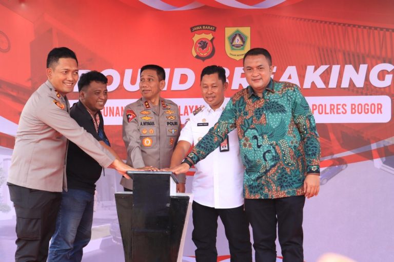 Kapolda Jabar Resmikan Ground Breaking Gedung Pelayanan Publik dan Rusun di Mako Polres Bogor