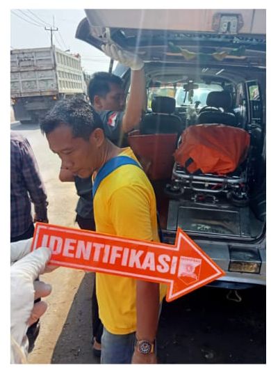 Polsek Cileungsi Olah TKP Di Lokasi Penemuan Mayat Gantung Diri