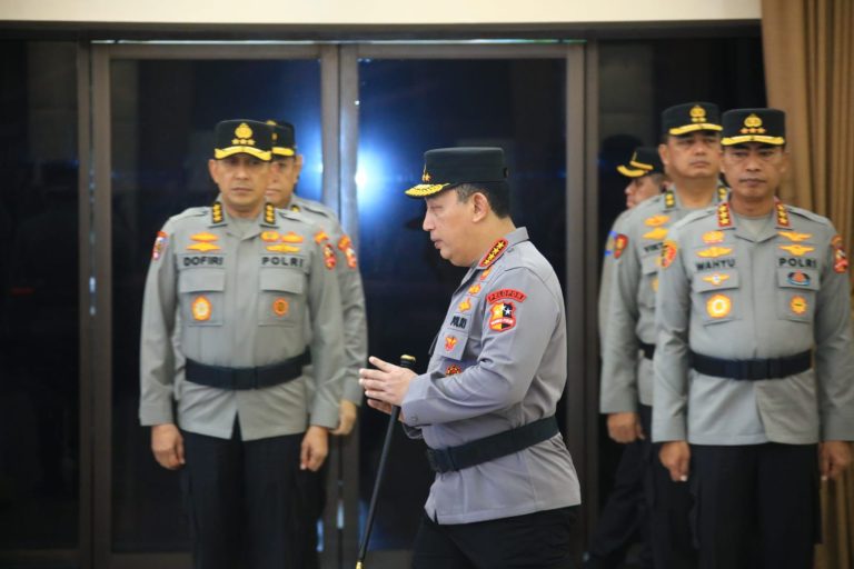 Kapolri Pimpin Upacara Kenaikan Pangkat 31 Pati Polri