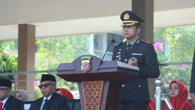 Kapolres Sukabumi Pimpin Upacara HUT Bhayangkara Ke 78