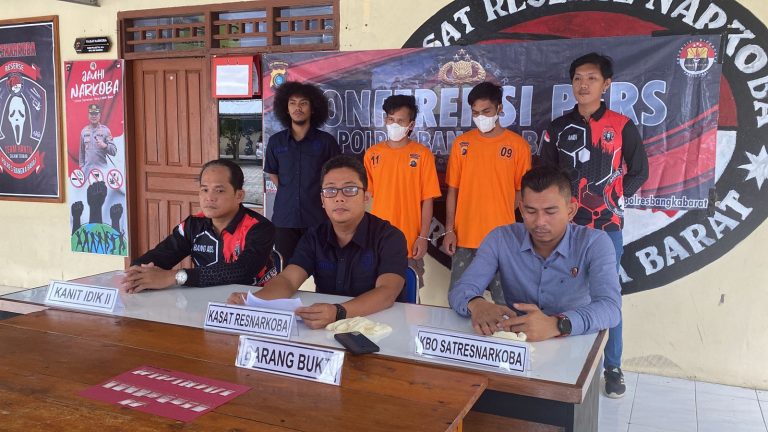 SAT RESNARKOBA Polres Bangka Barat, Tangkap 2 Pelaku Pengedar Narkoba