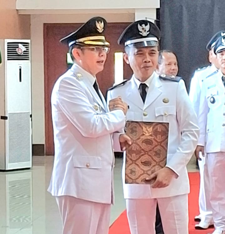Kepala Desa Jayamulya Terima SK Perpanjangan Masa Jabatan, Peluang Tuntaskan Program 