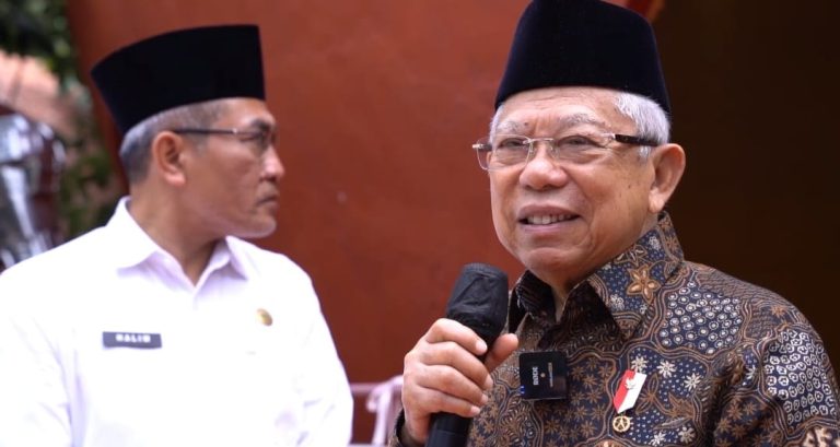 Wapres Kagumi Gerabah Kasongan, Minta Pemda Pertahankan Perajin