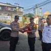 Kapolsek Caringin Beri Penghargaan Anggota Berprestasi