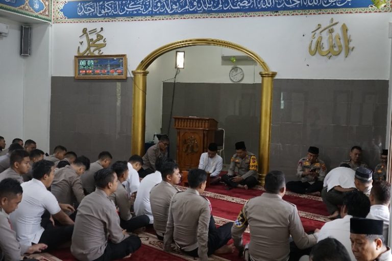 Kapolres Sukabumi: Pentingnya Sholat Dhuha Dalam Program Iman