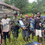 Satgas Marinir Terangi Kampung Sokamu, Wujudkan Papua Terang