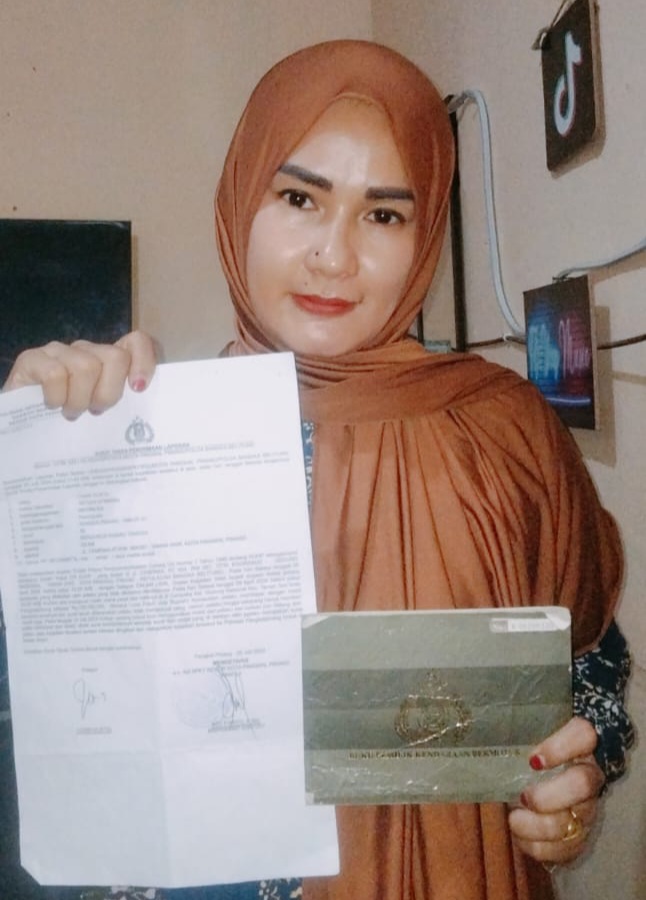 Korban penipuan mobil