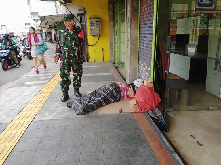 Penemuan Mayat di Jl. Merdeka: Respons Cepat Aparat dan Masyarakat