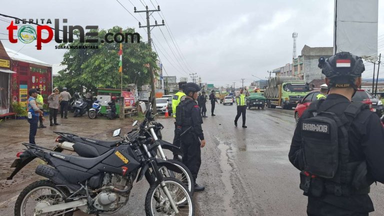 Brimob Batalyon A Pelopor Jamin Kelancaran dan Keamanan Jelang Tahun Baru 2025