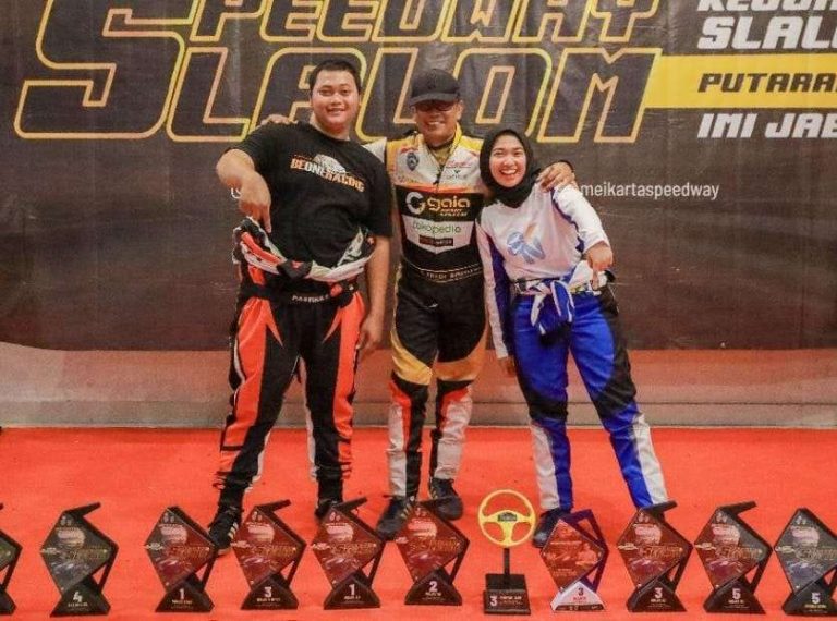 Sarah Nazhifa, Arsitek Berprestasi yang Menjadi Ikon Balap Slalom Wanita