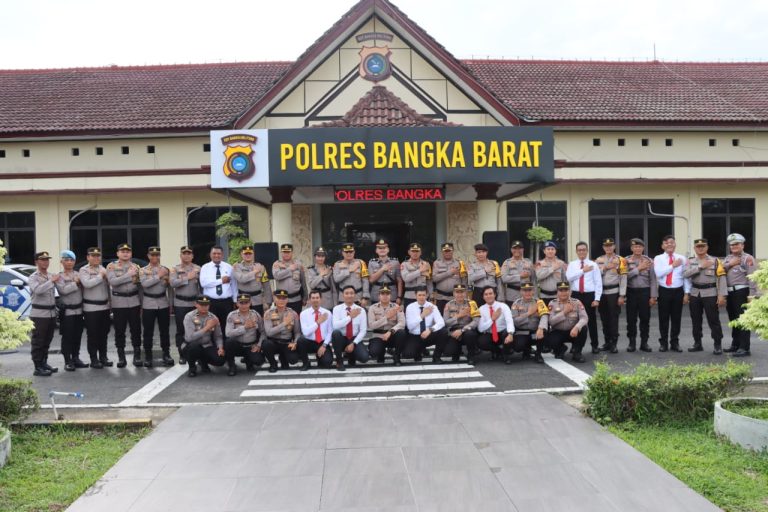Kapolres Bangka Barat Tegaskan Komitmen Transformasi Melalui Penyerahan Jabatan Kasat Reskrim dan Kasat Lantas