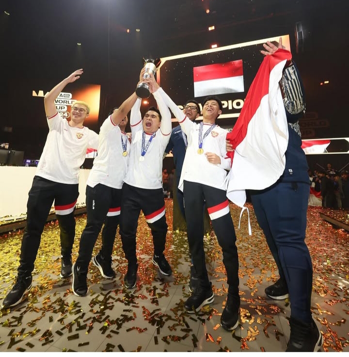 Kalahkan Brasil, Indonesia Juara Dunia FIFAe World Cup 2024