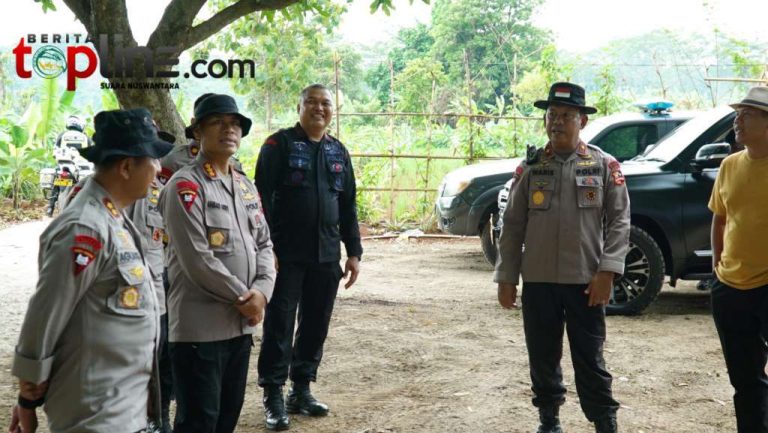 Komitmen Danpas Pelopor Korbrimob Polri dalam Penanaman Jagung Serentak di Purwakarta