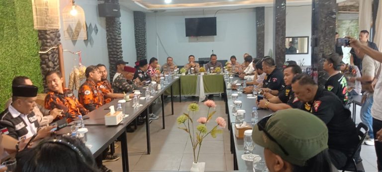 Kopi santai kapolres Depok bersama ormas