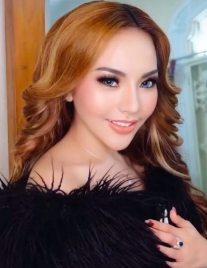 Model Majalah Dewasa Klaim Miliki Anak dari Mantan Gubernur Jawa Barat