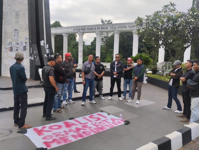 Ormas Bogor Kecam Aksi Mahasiswa, Soroti Vandalisme di Tugu Kujang