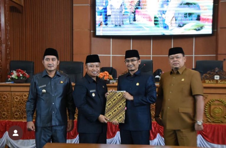 Depok Kukuhkan Lima Perda Strategis, Wali Kota Ajak Perkuat Sinergi Pembangunan