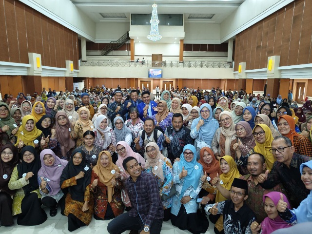 Seminar 1000 guru