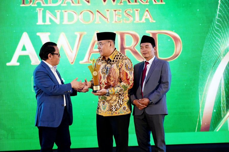 ATR/BPN Raih Penghargaan BWI Awards atas Percepatan Sertifikasi Tanah Wakaf