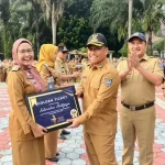 Kelurahan Baktijaya Raih Penghargaan Terbaik Gapura Sri Baduga 2025 