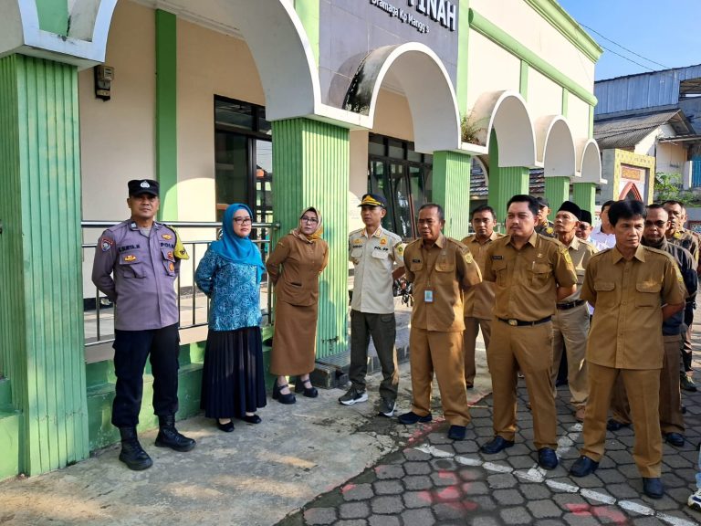 Bhabinkamtibmas Polsek Dramaga Tanamkan Nasionalisme di MI Al-Bayyinah