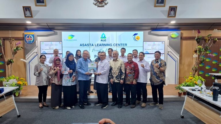 PT Tirta Asasta Depok Dorong SDM Unggul Lewat Program Beasiswa dan Kuliah Malam
