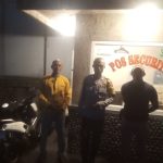Bhabinkamtibmas Polsek Cisarua Polres Bogor Cek Pos Keamanan Warga, Sampaikan Pesan Kamtibmas