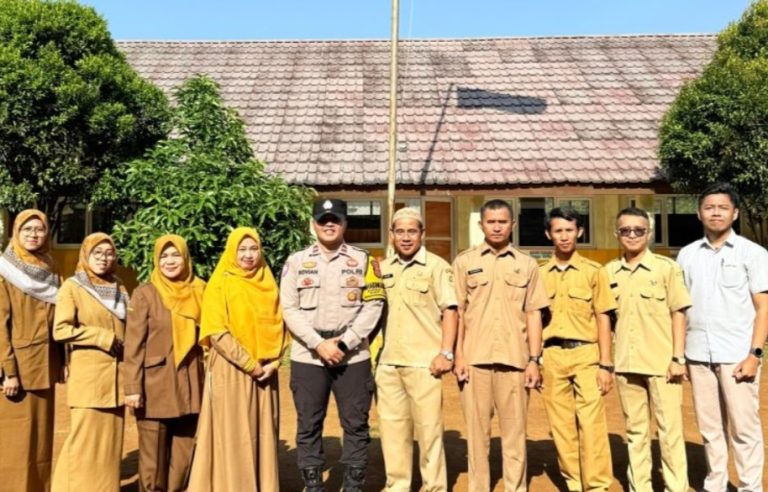 Polsek Ciawi Ajak Siswa SDN 3 Cegah Bullying Sejak Dini