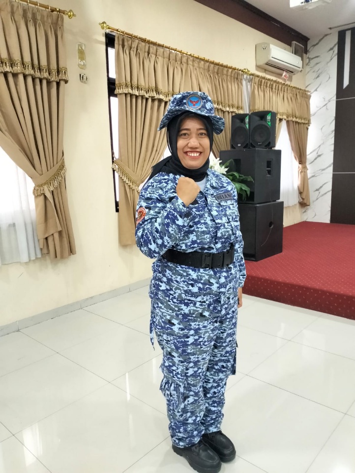 Tantangan, Ancaman, dan Solusi Bela Negara di Lingkungan Sekolah Dasar  Oleh: Dr. Triningsih, S.Pd. SD., M.Pd.