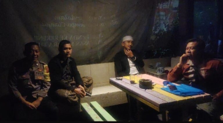 Bhabinkamtibmas Polsek Cisarua Kontrol Pos Kamling